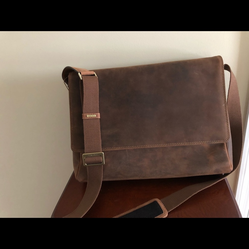 Visconti Genuine Leather Messenger Bag